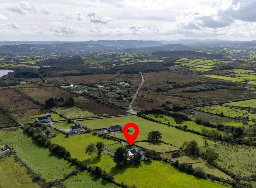 Lough Keel Cottage, Carrownasaul, Termon, F92Y6H3