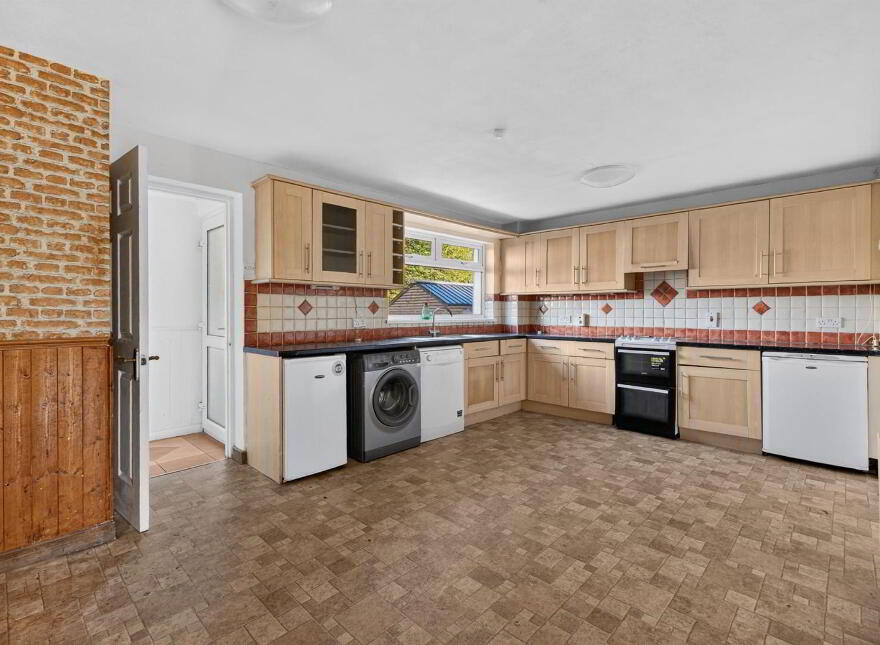 3 Brookview, Bangor, BT19 7YP