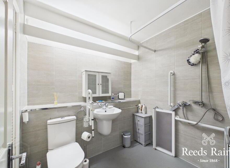 3 Kings Manor, Belfast, BT5 6PP