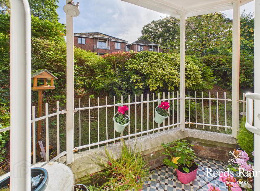3 Kings Manor, Belfast, BT5 6PP