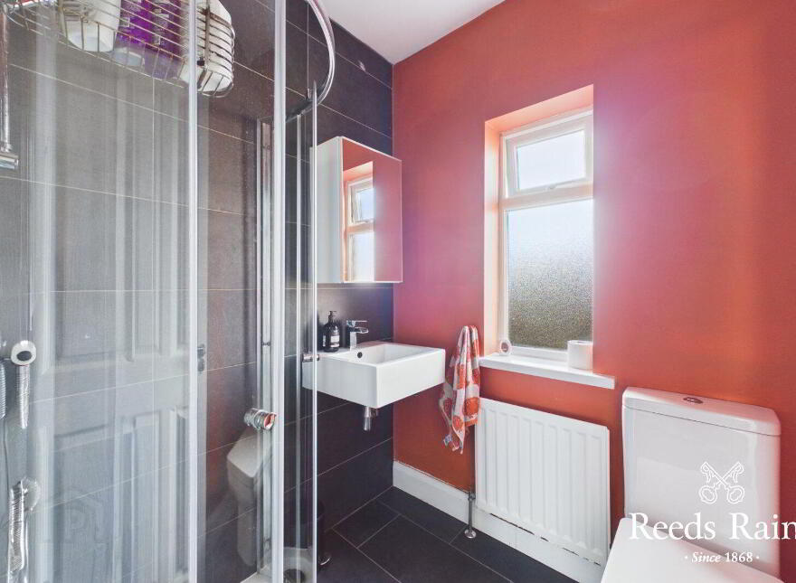 146 Sunnyside Street, Belfast, BT7 3EH
