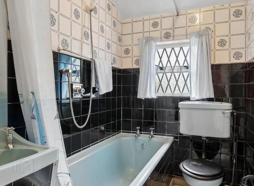 6 Saint Annes Road South, South Circular Road, South Circular Road, D08F6A2
