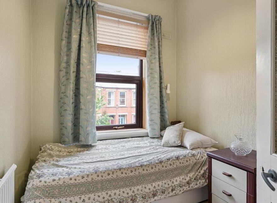 6 Saint Annes Road South, South Circular Road, South Circular Road, D08F6A2