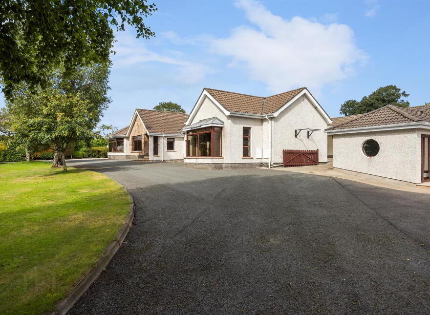 126 Old Belfast Road, Ballynahinch, BT24 8UY