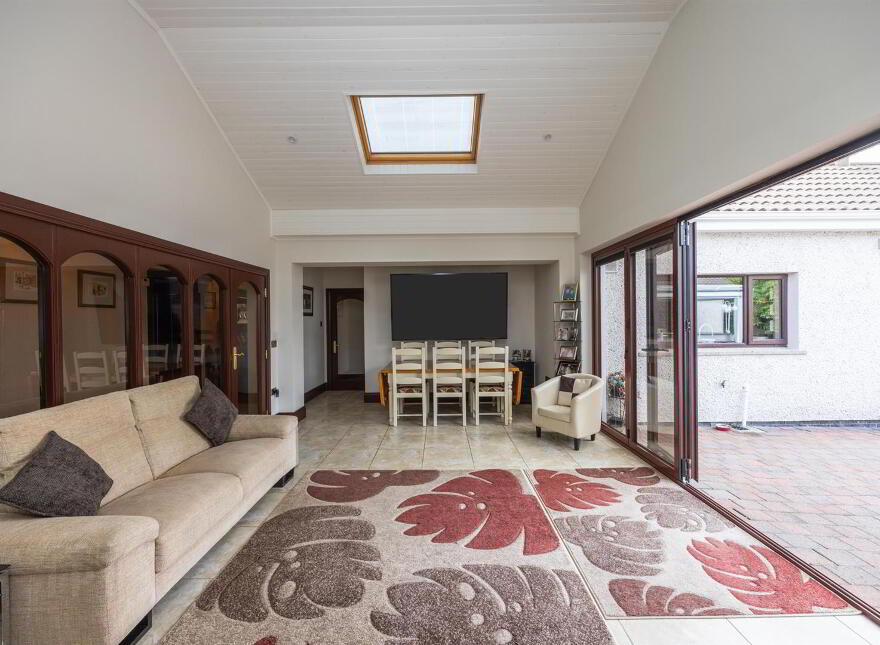 126 Old Belfast Road, Ballynahinch, BT24 8UY