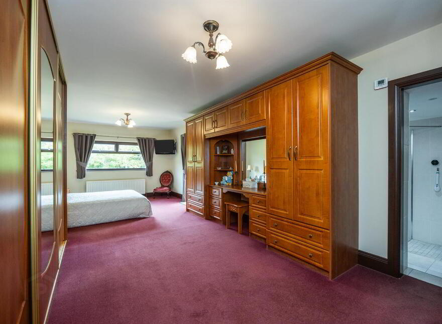 126 Old Belfast Road, Ballynahinch, BT24 8UY