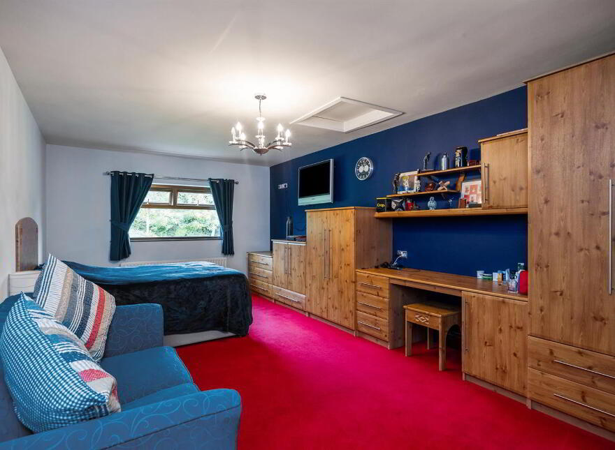 126 Old Belfast Road, Ballynahinch, BT24 8UY