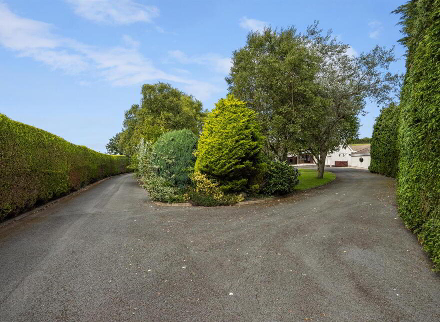 126 Old Belfast Road, Ballynahinch, BT24 8UY