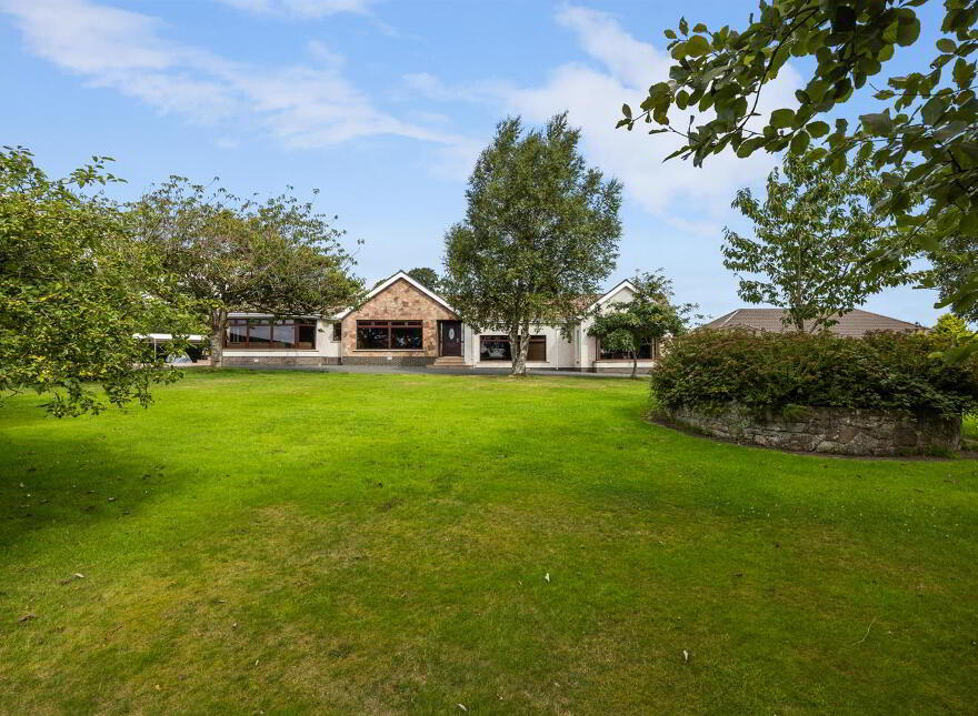 126 Old Belfast Road, Ballynahinch, BT24 8UY