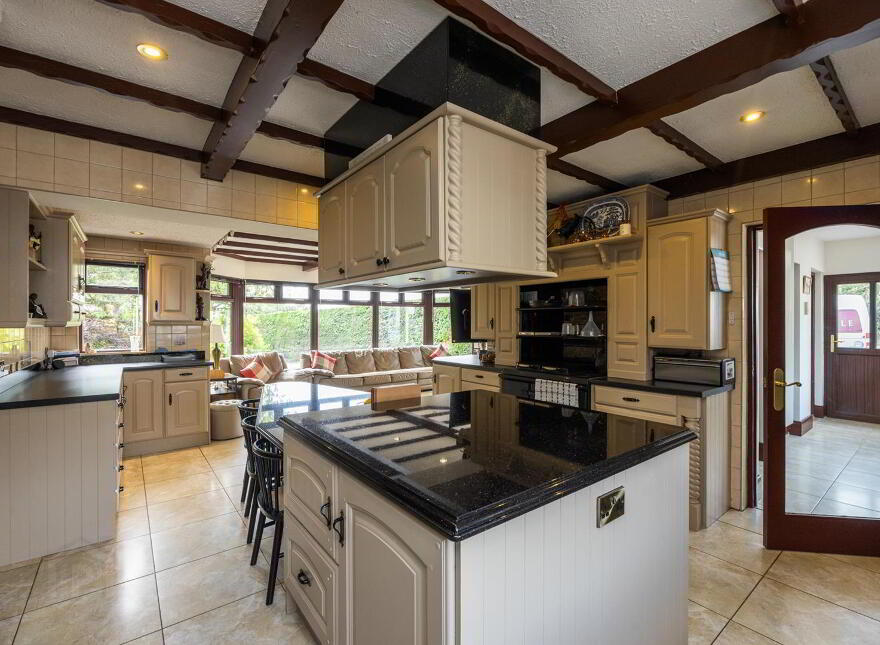126 Old Belfast Road, Ballynahinch, BT24 8UY