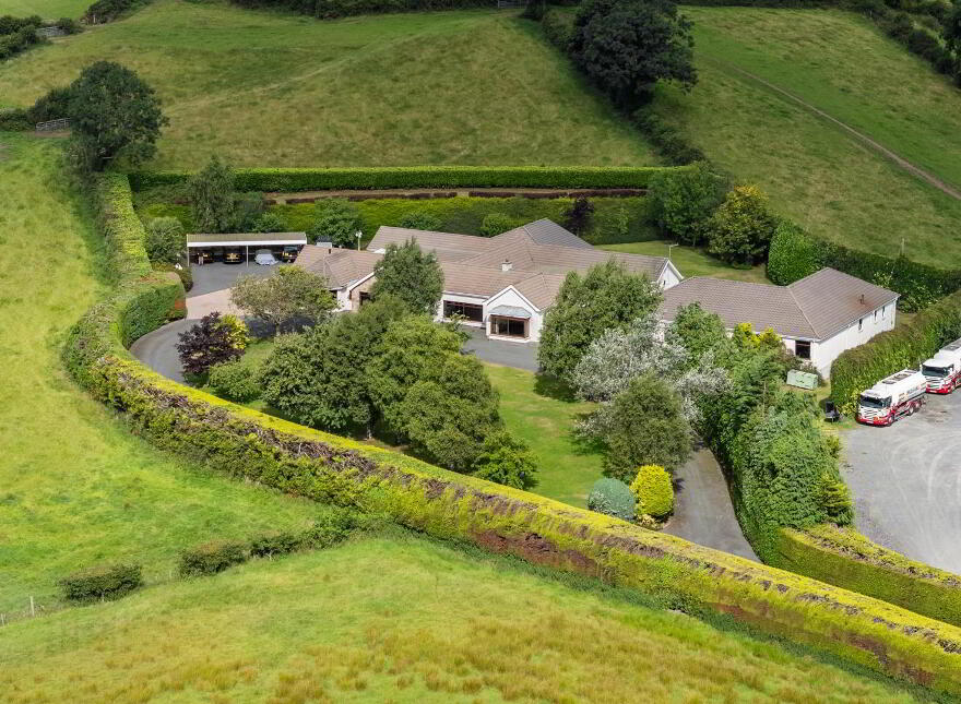 126 Old Belfast Road, Ballynahinch, BT24 8UY