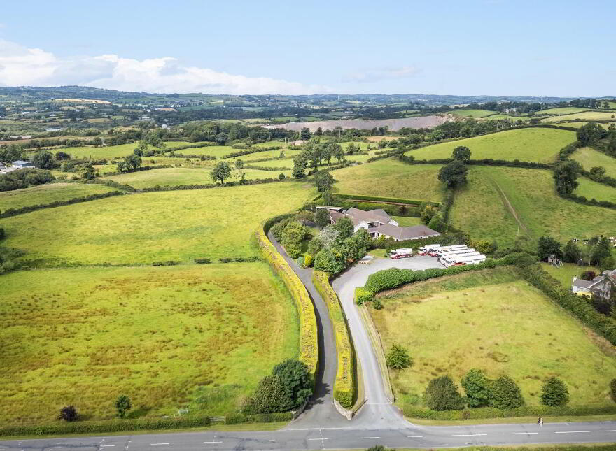 126 Old Belfast Road, Ballynahinch, BT24 8UY