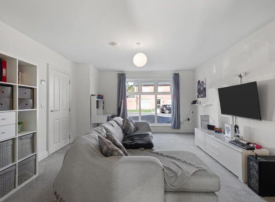 8 Oak Meadow Mews, Newtownards, BT23 7JJ