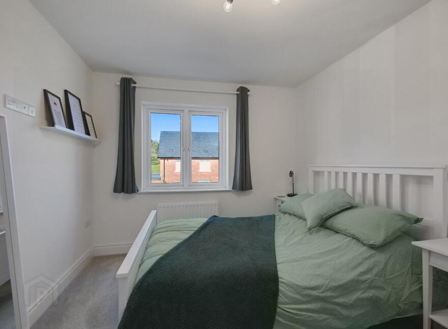 8 Oak Meadow Mews, Newtownards, BT23 7JJ