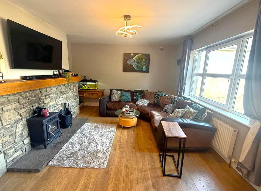 Bungalow, At Hewitts Bridge, Clancool More, Bandon, P72E398