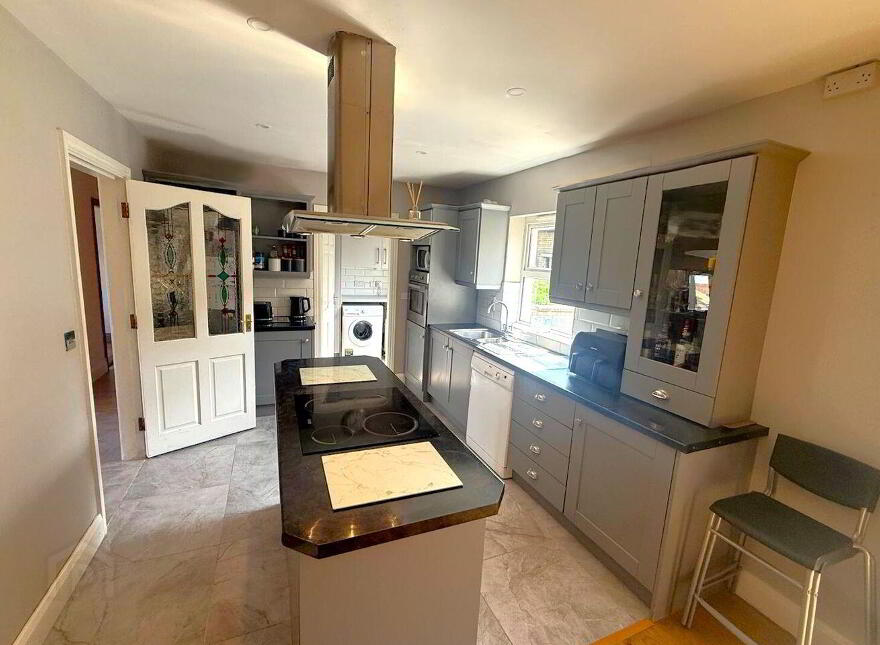 Bungalow, At Hewitts Bridge, Clancool More, Bandon, P72E398