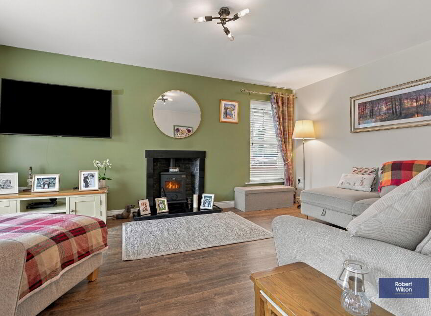 8 Ballynadrone Meadows, Magheralin, BT67 0FY