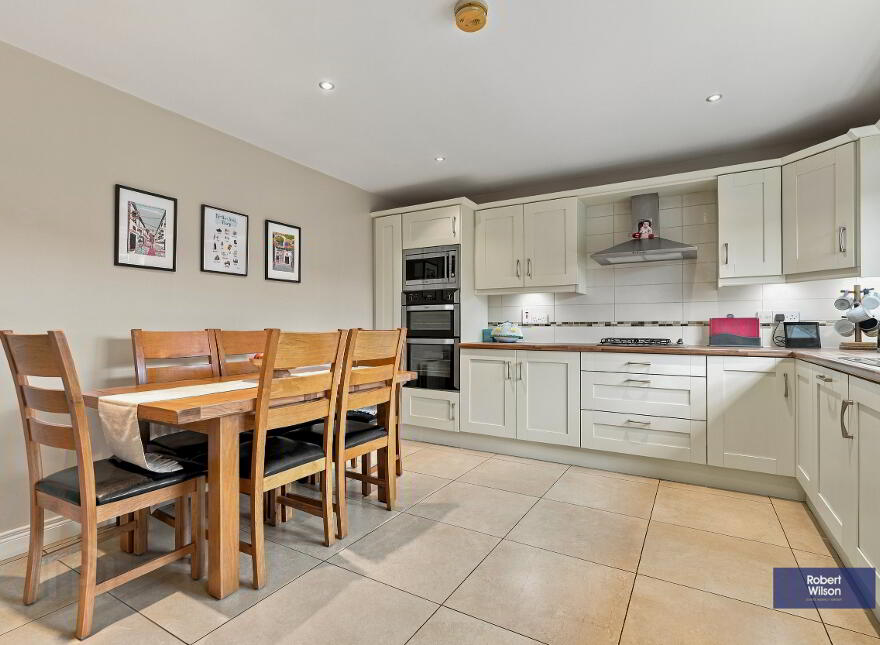8 Ballynadrone Meadows, Magheralin, BT67 0FY