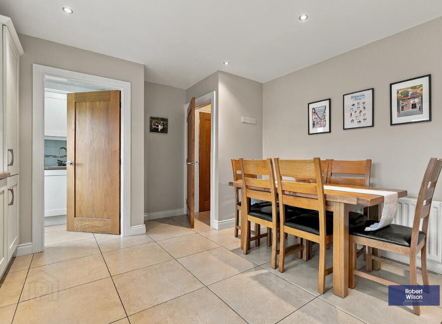 8 Ballynadrone Meadows, Magheralin, BT67 0FY