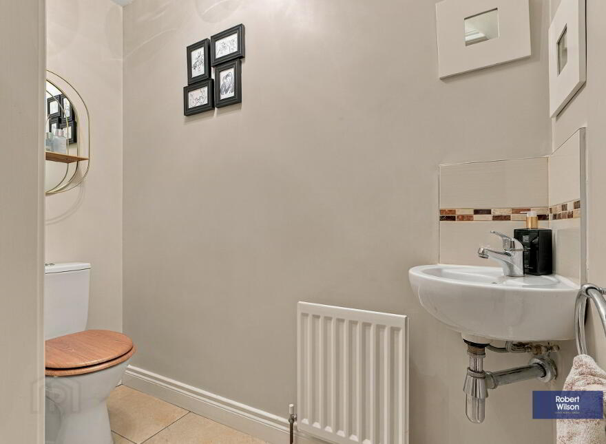 8 Ballynadrone Meadows, Magheralin, BT67 0FY