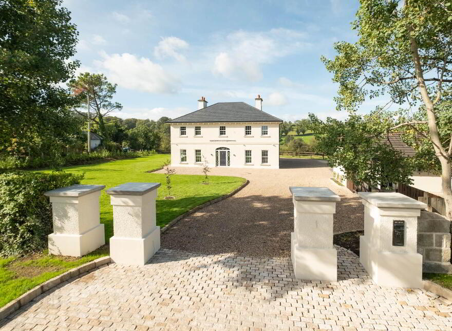 114 Loughshore Road, Enniskillen, BT74 5NH