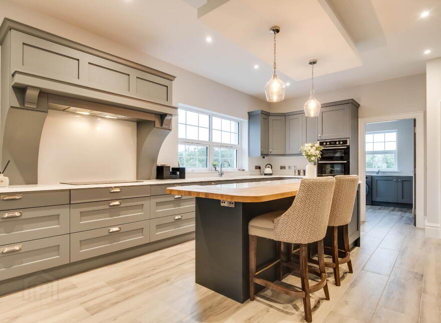 114 Loughshore Road, Enniskillen, BT74 5NH