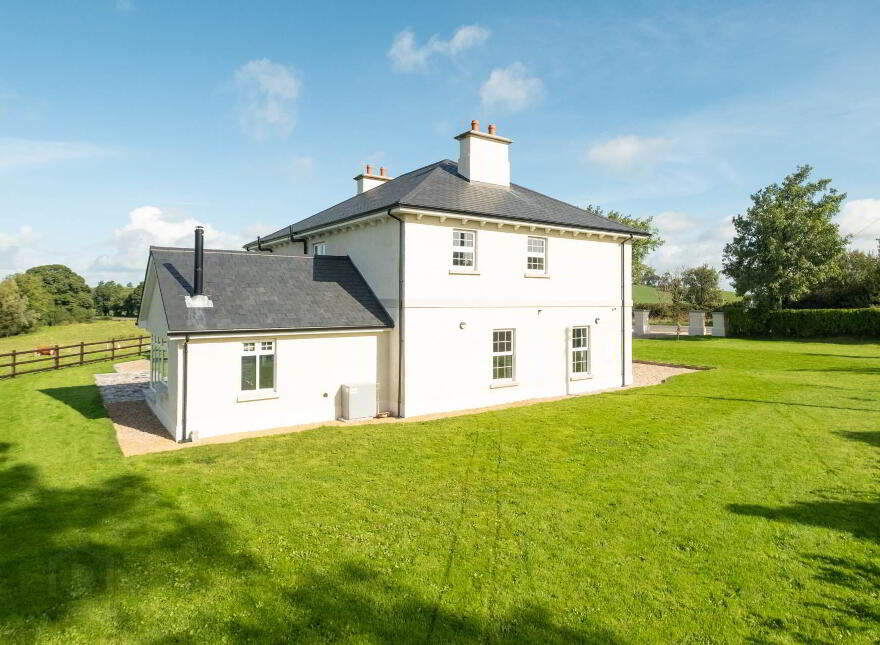 114 Loughshore Road, Enniskillen, BT74 5NH