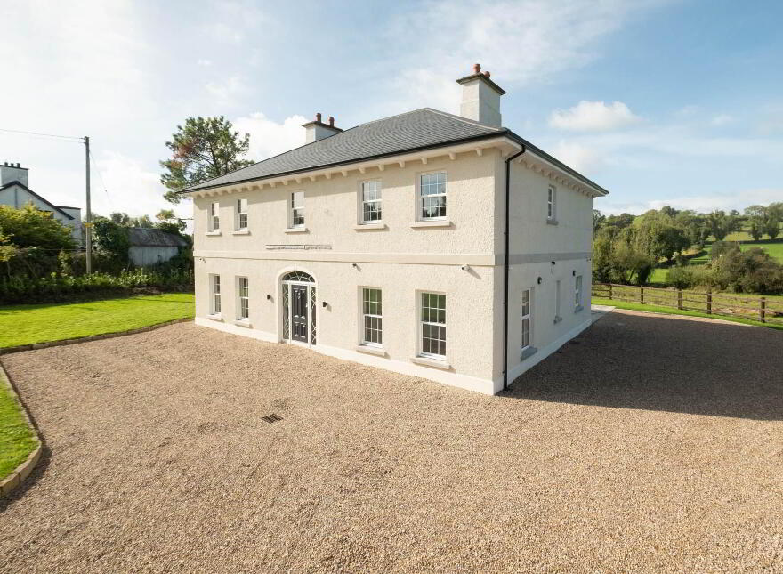 114 Loughshore Road, Enniskillen, BT74 5NH