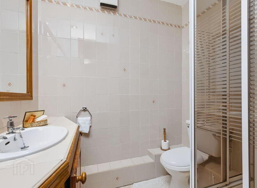 22 Calderwood Road, Drumcondra, D09X0Y1