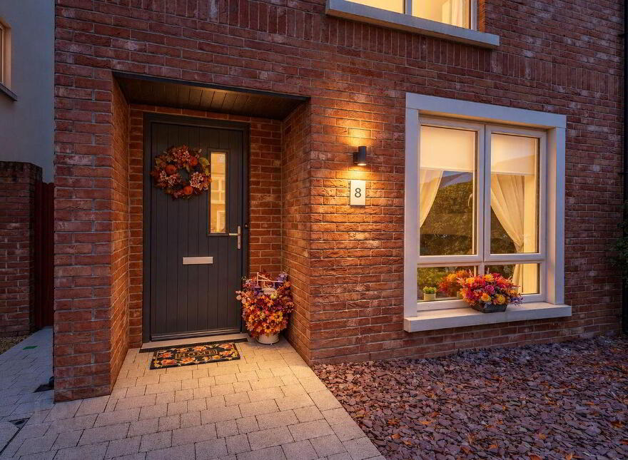 8 Whitethorn Place, Naas, W91E2RV
