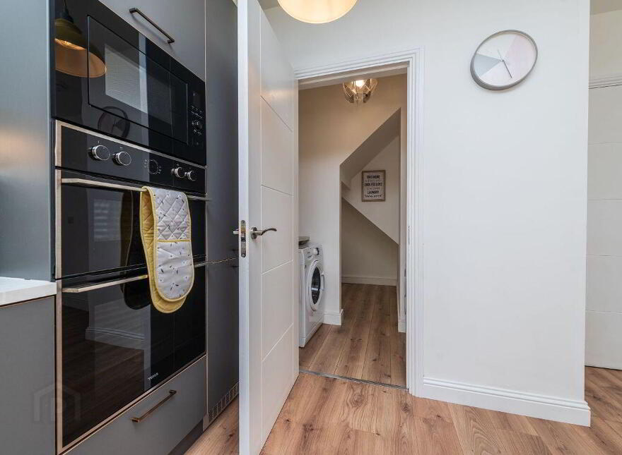 8 Whitethorn Place, Naas, W91E2RV
