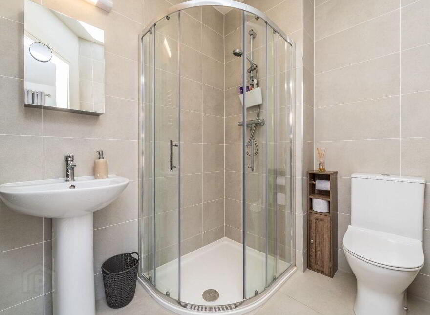 8 Whitethorn Place, Naas, W91E2RV