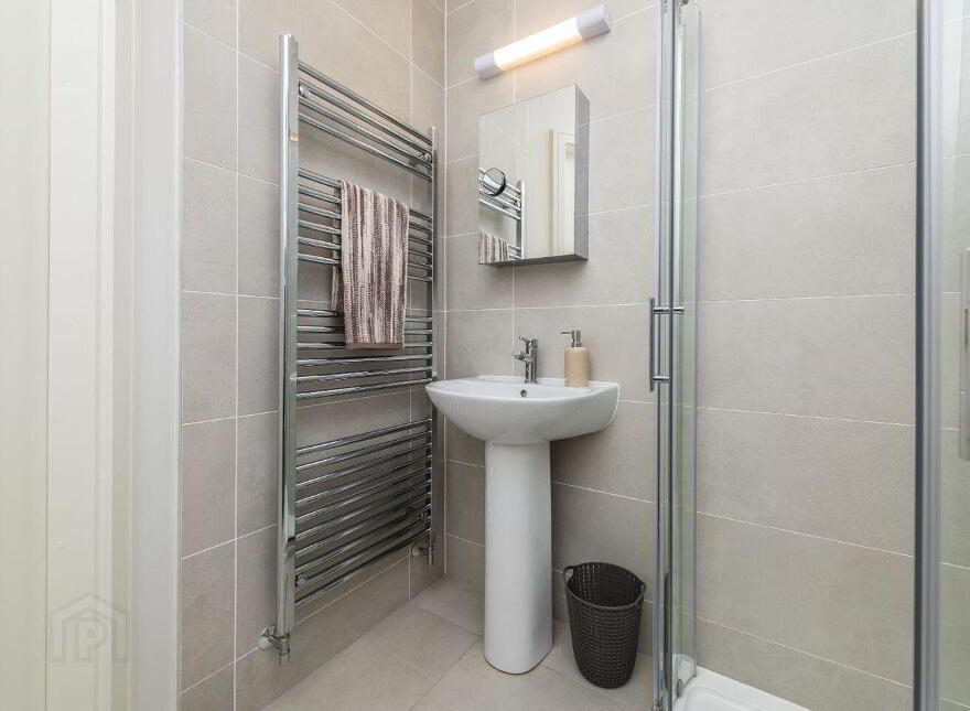 8 Whitethorn Place, Naas, W91E2RV