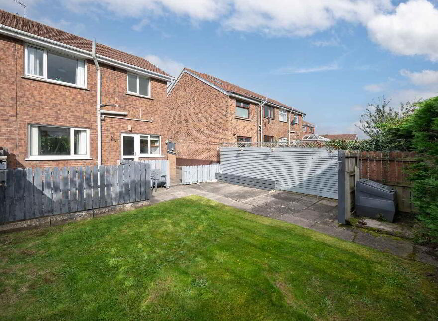 5 Sinclair Dell, Bangor, BT19 1ED