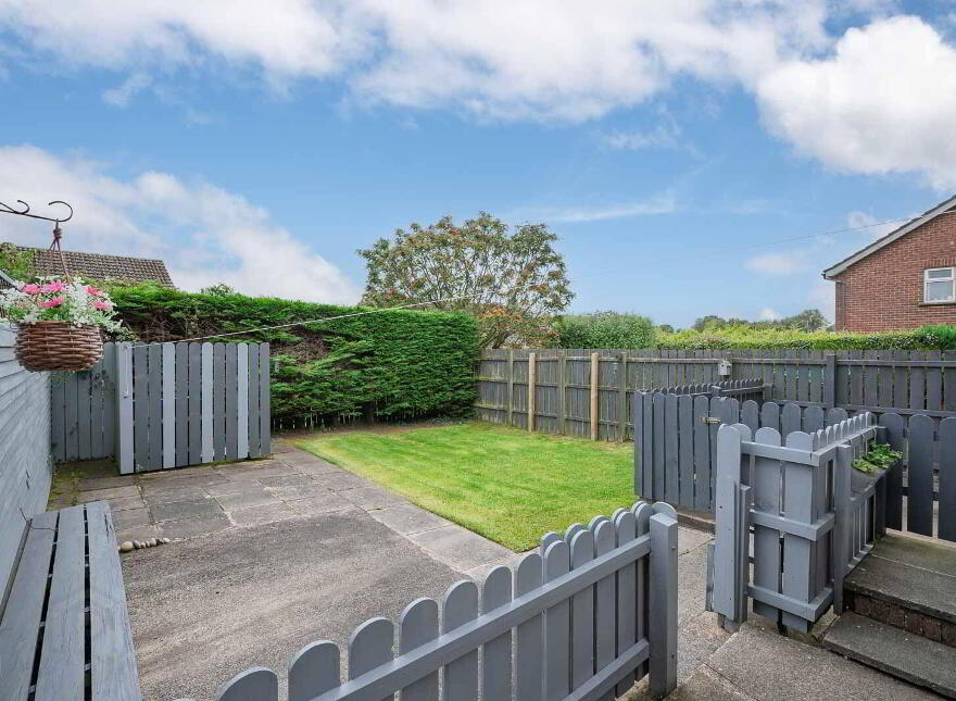 5 Sinclair Dell, Bangor, BT19 1ED