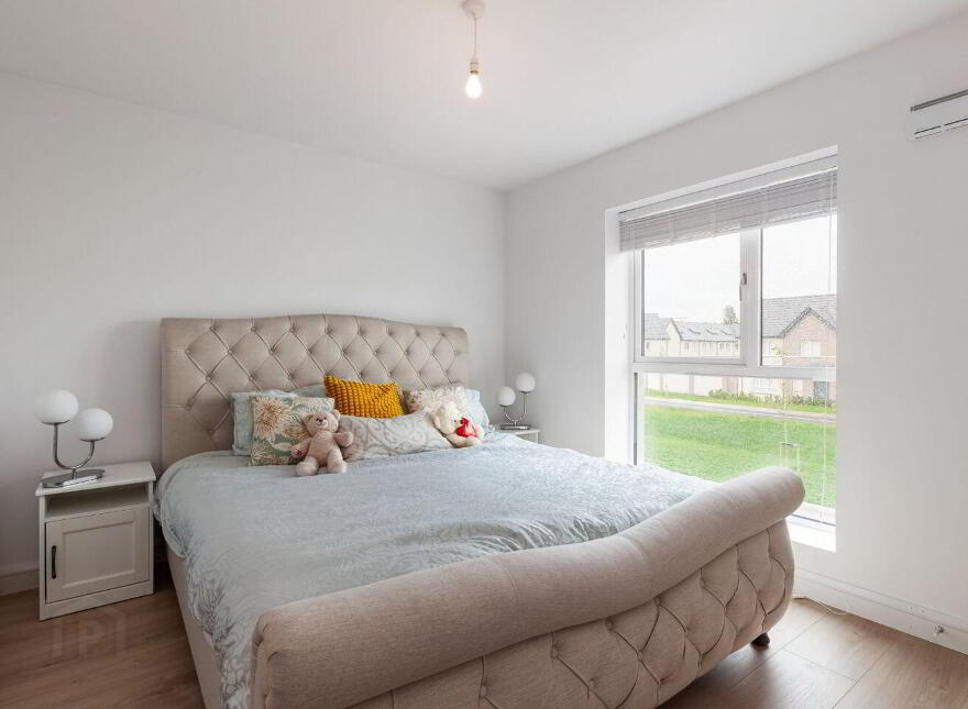 11 The Dales, Kilmartin Grove, Hollystown, D15W27A