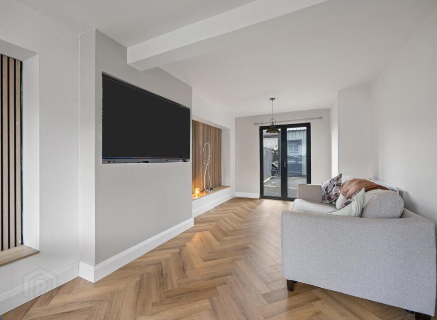 23 Woodvale Parade, Belfast, BT13 3LH