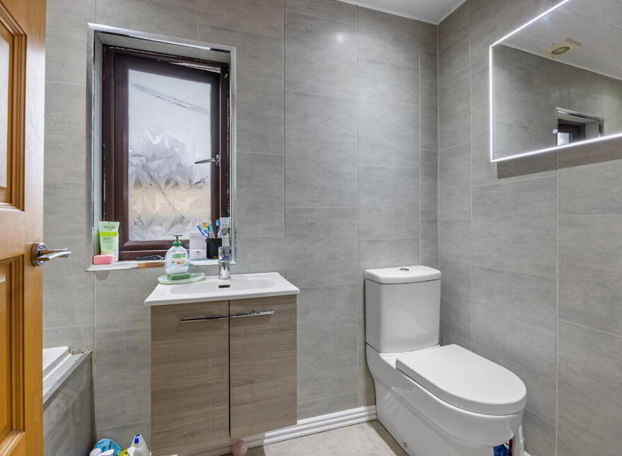 23 Woodvale Parade, Belfast, BT13 3LH