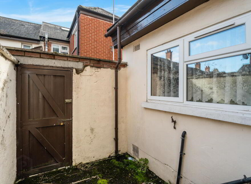 57 Estoril Park, Belfast, BT14 7NG