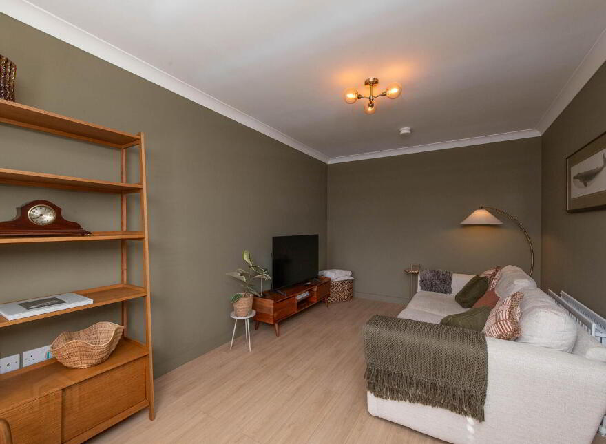 94 Thorburn Road, Newtownabbey, BT36 7JA