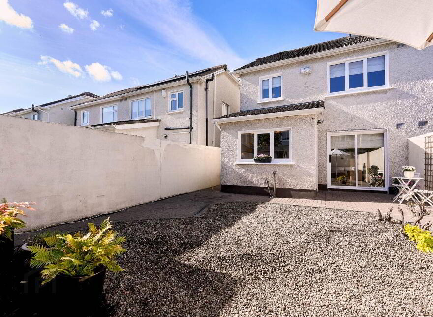 17 Luttrell Park Drive, Castleknock, Castleknock, D15XNW1