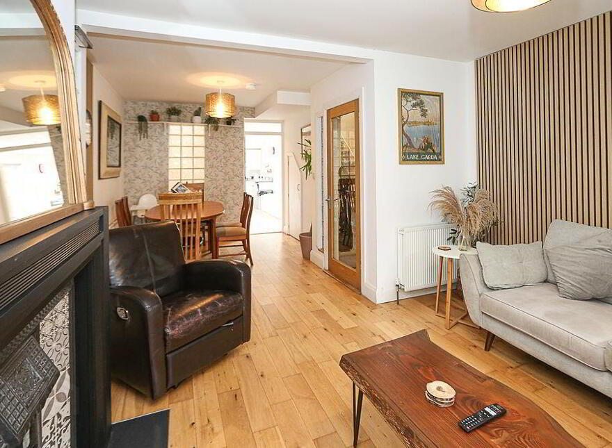 19 Florenceville Avenue, Ormeau Road, Belfast, BT7 3GZ