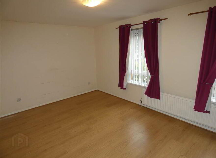 60 St. Georges Gardens, Sandy Row, Belfast, BT12 5FJ