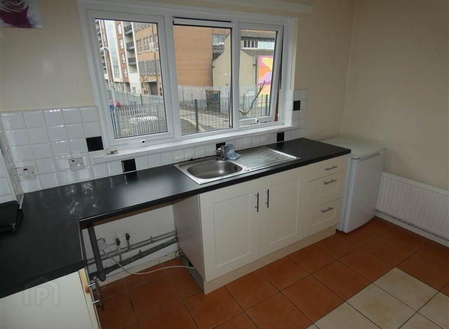 60 St. Georges Gardens, Sandy Row, Belfast, BT12 5FJ