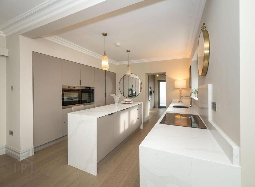 Randall, Well Road, Ballinlough, T12E9WT