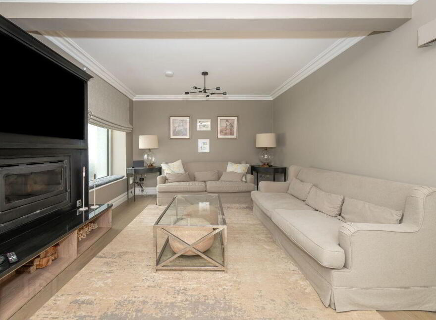 Randall, Well Road, Ballinlough, T12E9WT