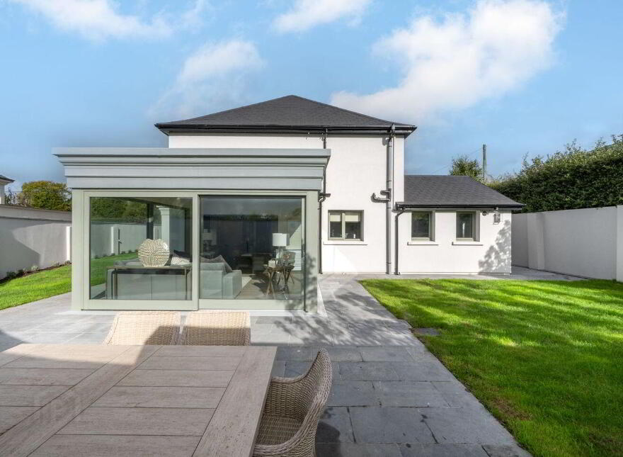 Randall, Well Road, Ballinlough, T12E9WT