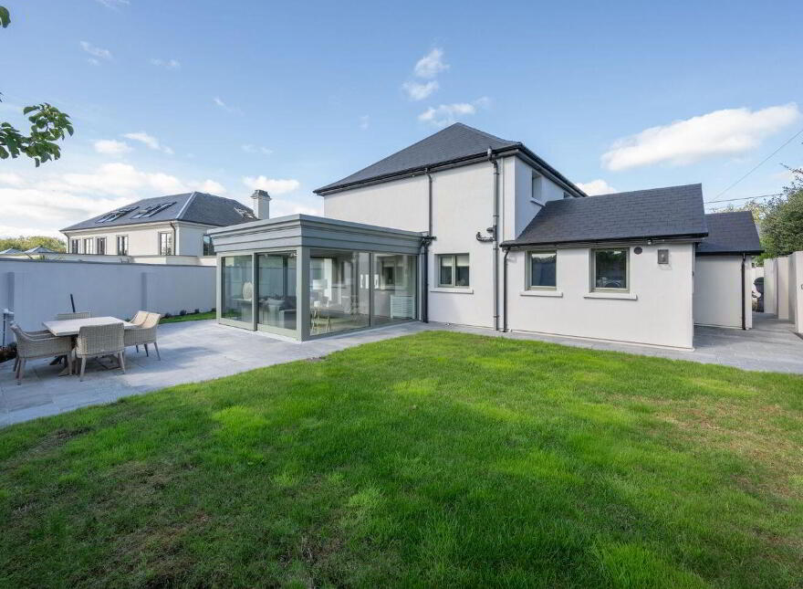 Randall, Well Road, Ballinlough, T12E9WT