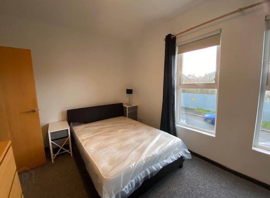 153 The Mount, Belfast, BT5 4ND