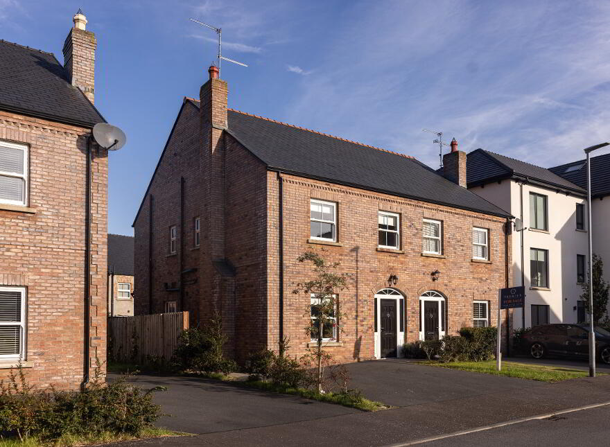 35 Limestone Square, Armagh, BT60 3NP